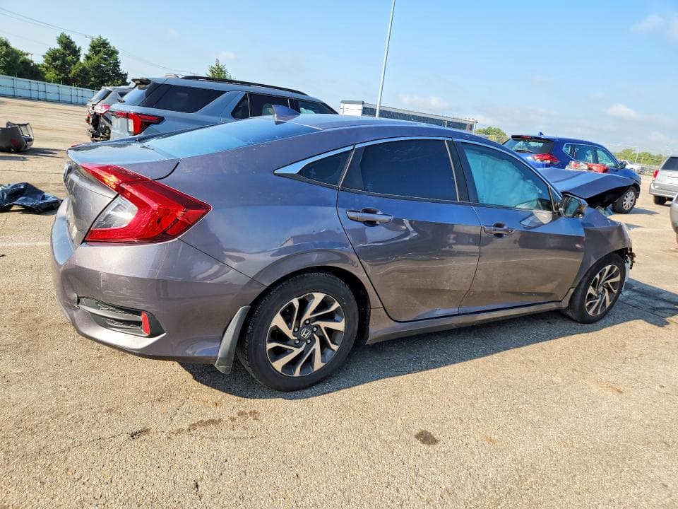 2017 HONDA CIVIC EX 3