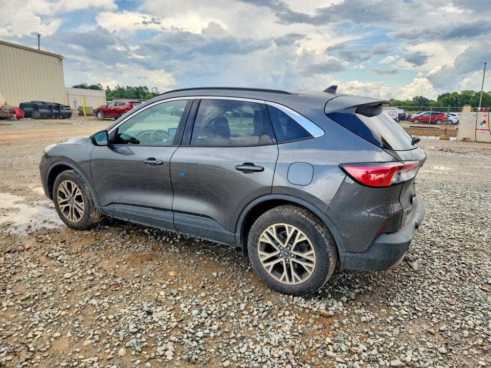 2020 FORD ESCAPE SEL 2