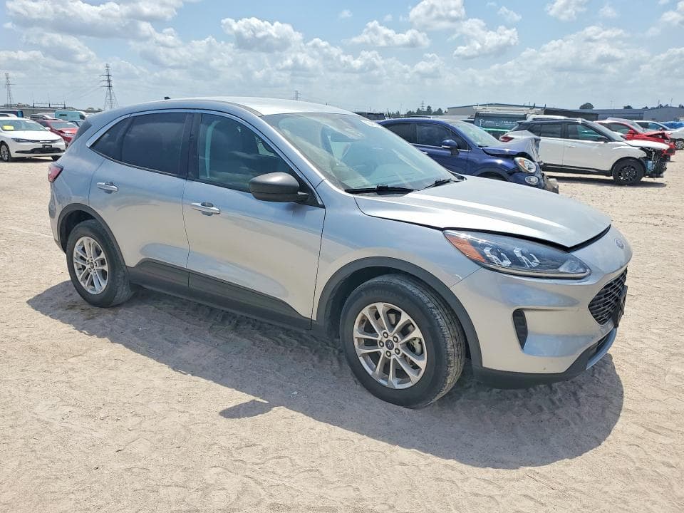 2022 FORD ESCAPE SE 4