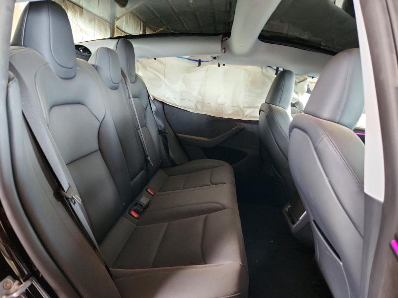 2026 TESLA MODEL 3 10