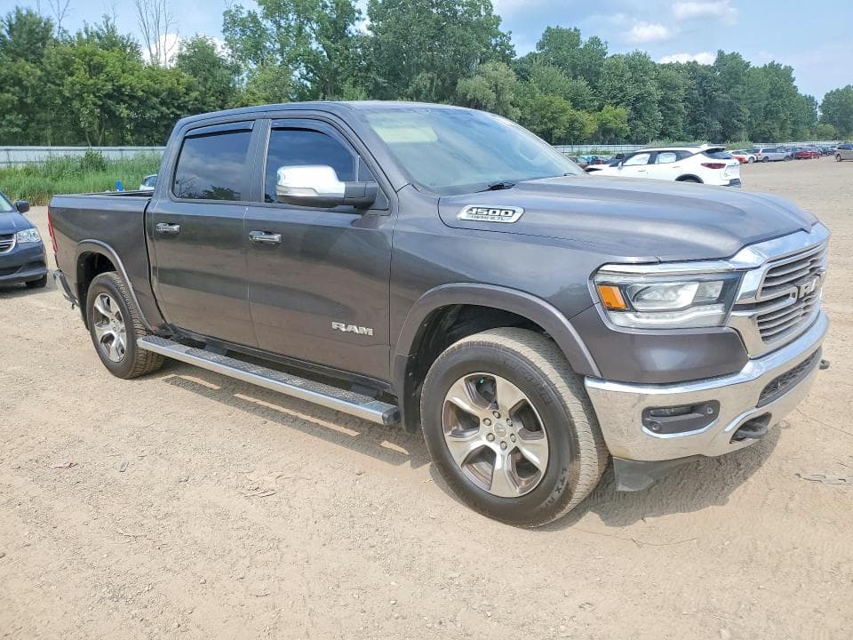 2019 RAM 1500 LARAMIE 4