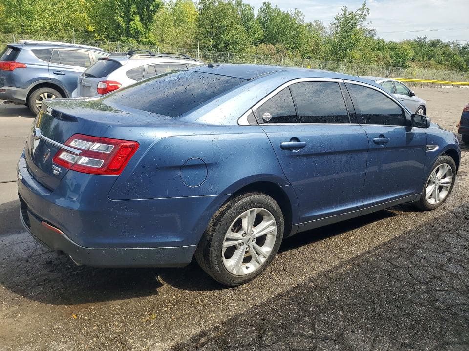 2018 FORD TAURUS SEL 3