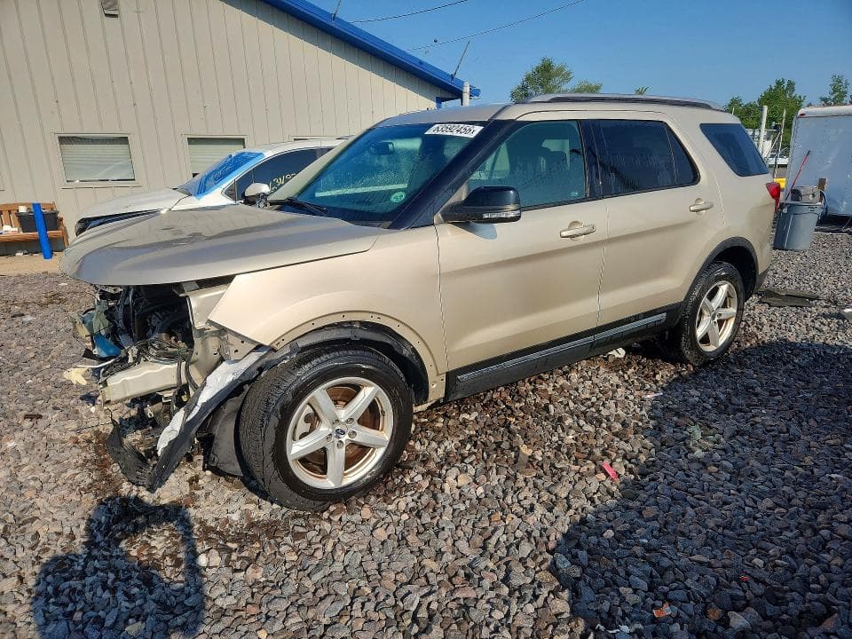2017 FORD EXPLORER XLT - 1
