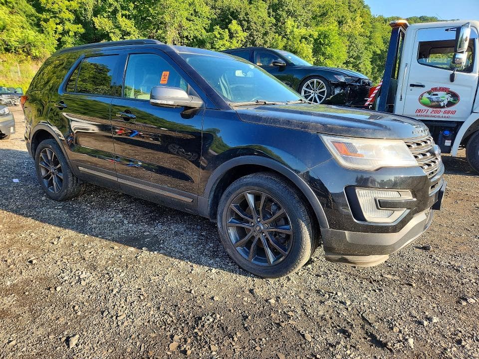 2017 FORD EXPLORER XLT 4