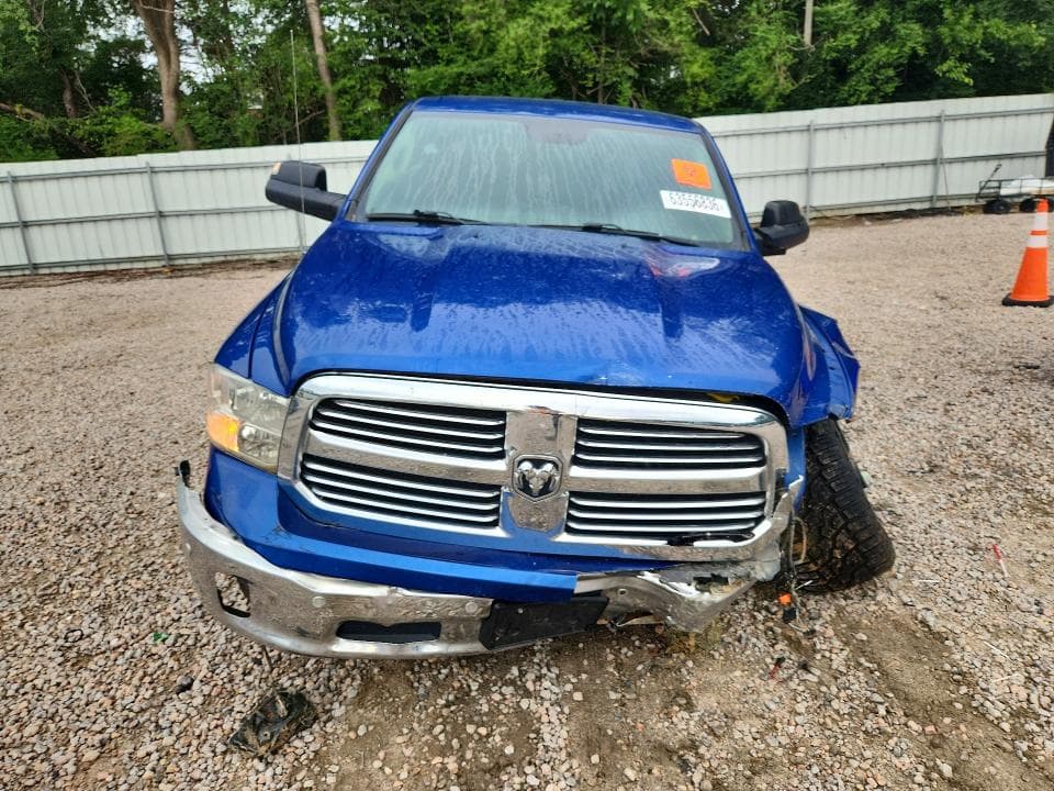 2019 RAM 1500 CLASSIC SLT 5