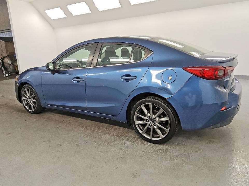 2018 MAZDA 3 TOURING 2