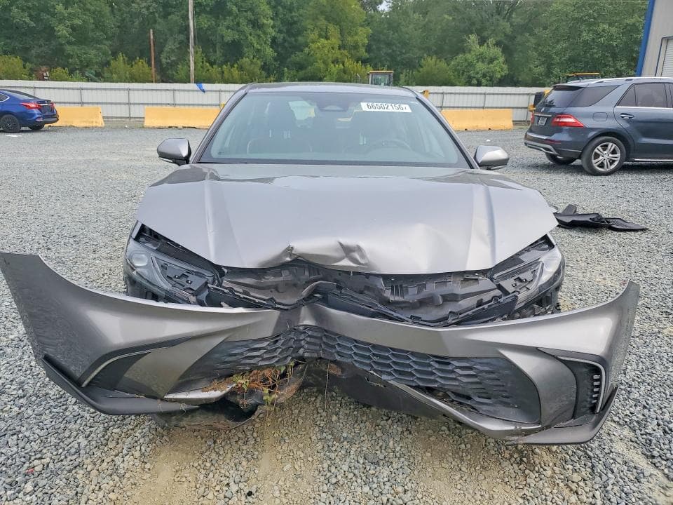 2025 TOYOTA CAMRY SE 5
