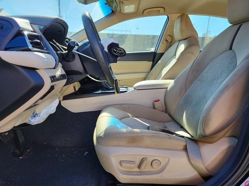 2018 TOYOTA CAMRY LE 7