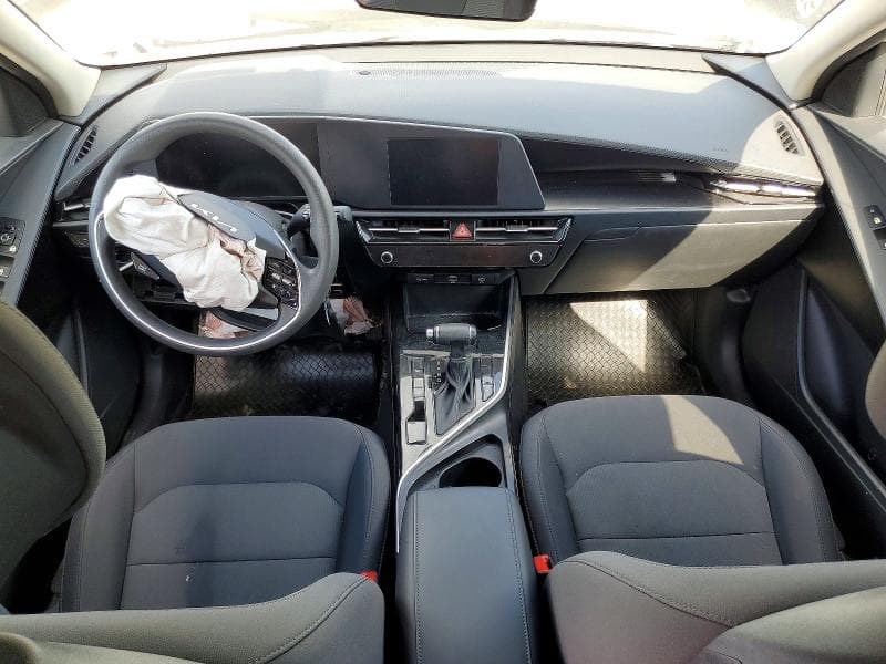 2024 KIA NIRO LX 8