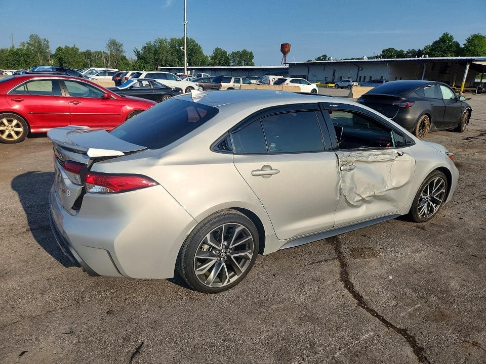 2021 TOYOTA COROLLA SE 3