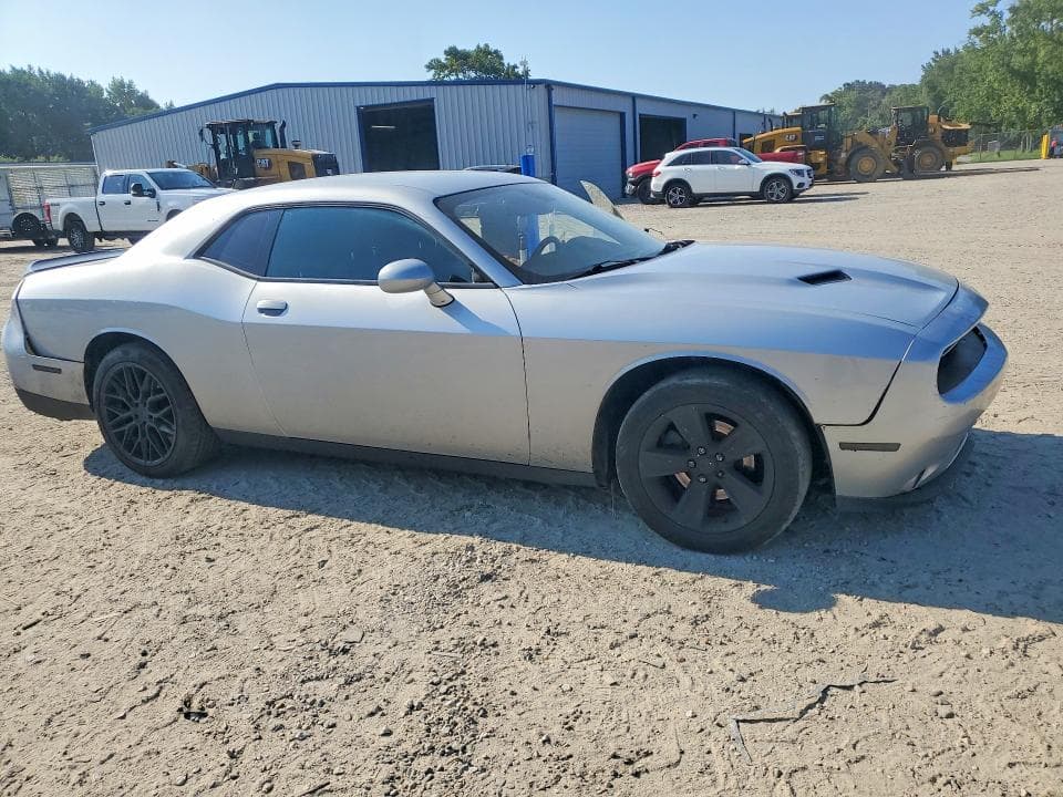 2023 DODGE CHALLENGER SXT 4