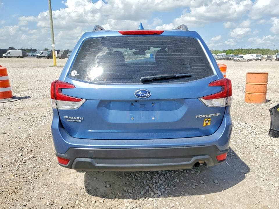 2021 SUBARU FORESTER 6