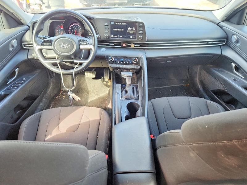 2022 HYUNDAI ELANTRA SEL 8