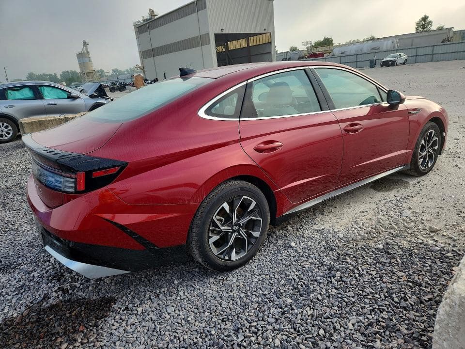 2025 HYUNDAI SONATA SEL 3