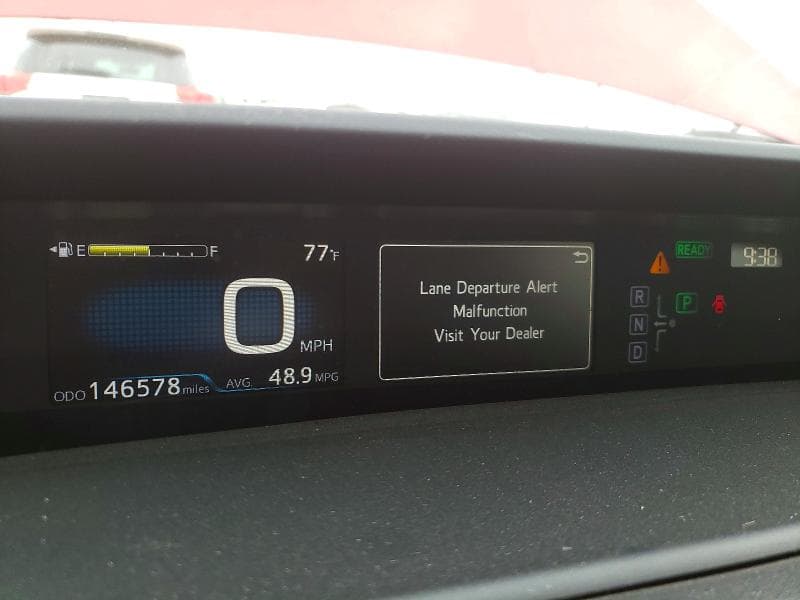 2018 TOYOTA PRIUS TWO 9
