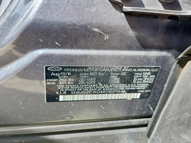 2019 HYUNDAI SANTA FE SE 12