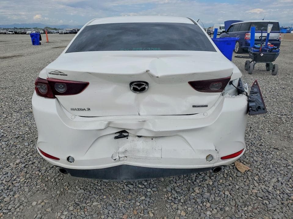 2020 MAZDA 3 SELECT 6