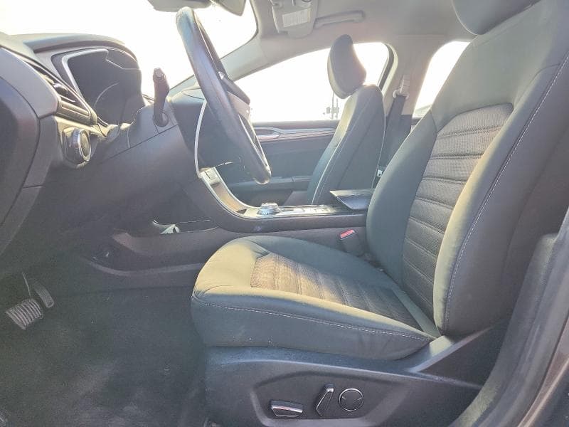 2020 FORD FUSION SE 7