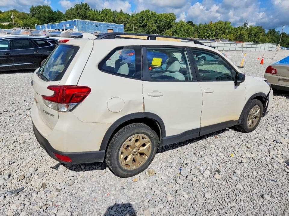 2019 SUBARU FORESTER 3
