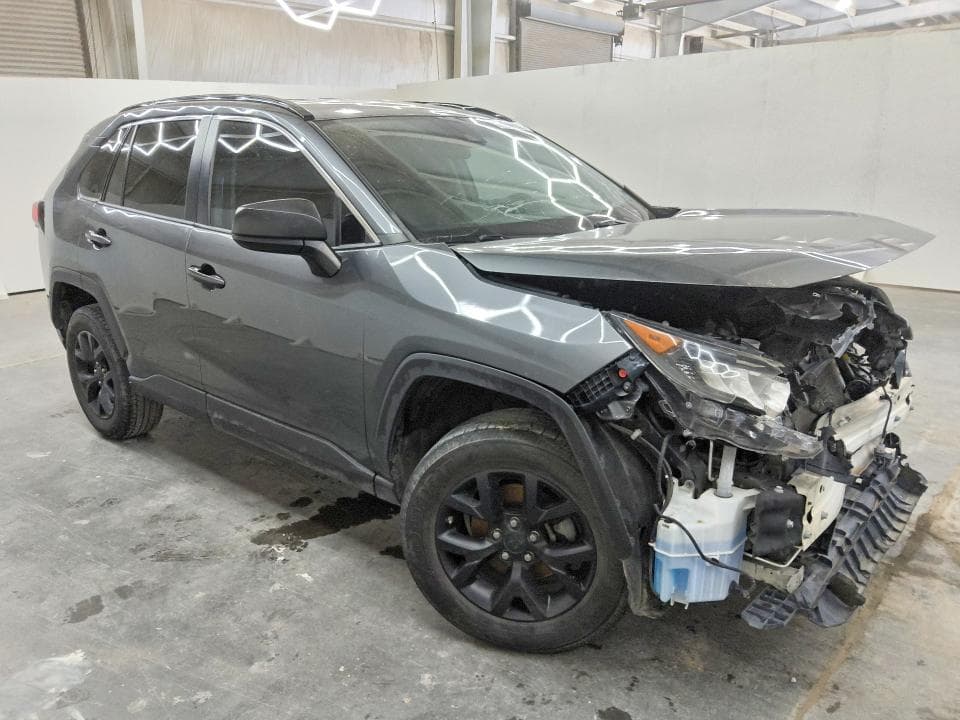 2021 TOYOTA RAV4 LE 4