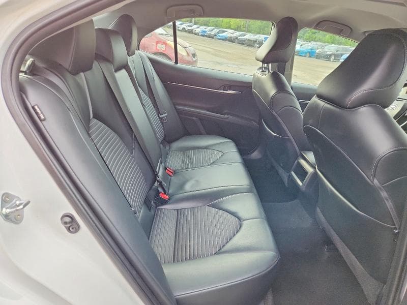 2021 TOYOTA CAMRY SE SE 10