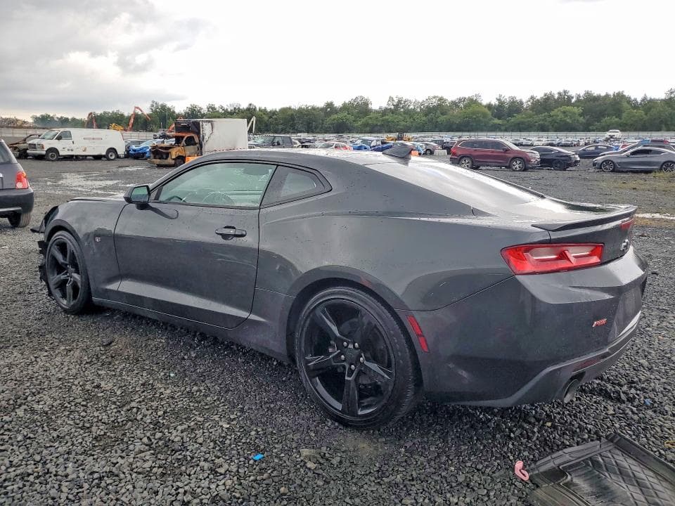 2018 CHEVROLET CAMARO LT 2