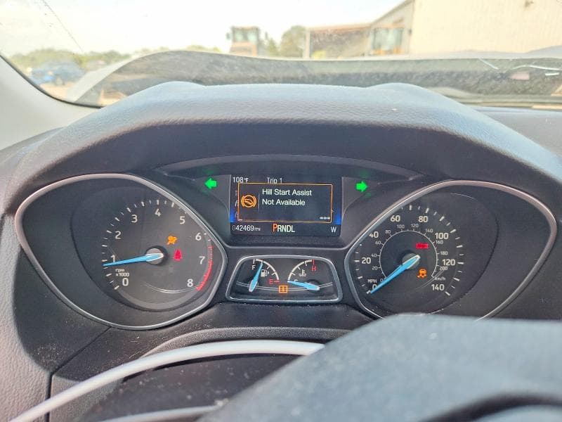 2017 FORD FOCUS SE 9