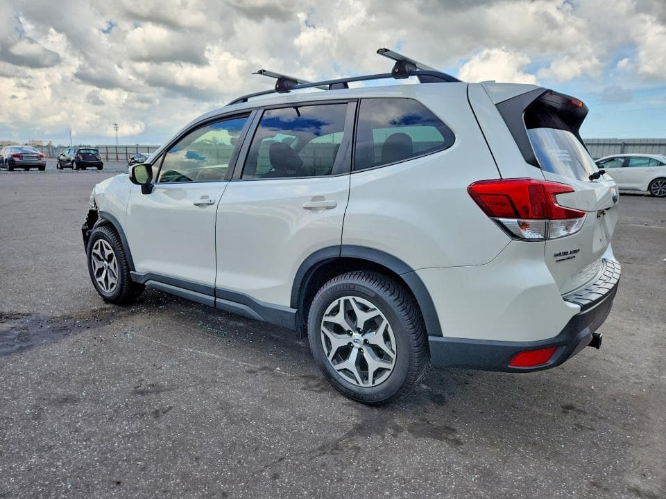 2019 SUBARU FORESTER PREMIUM 2