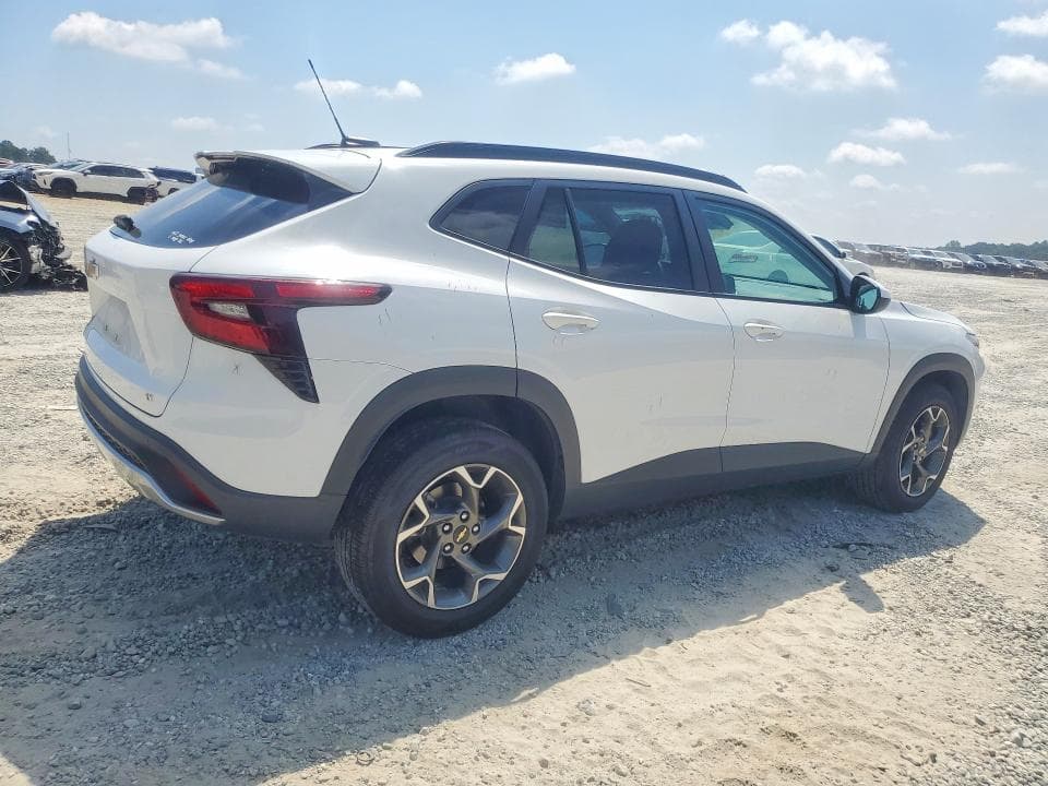 2025 CHEVROLET TRAX 1LT 3