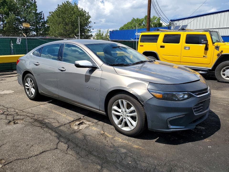 2017 CHEVROLET MALIBU LT 4