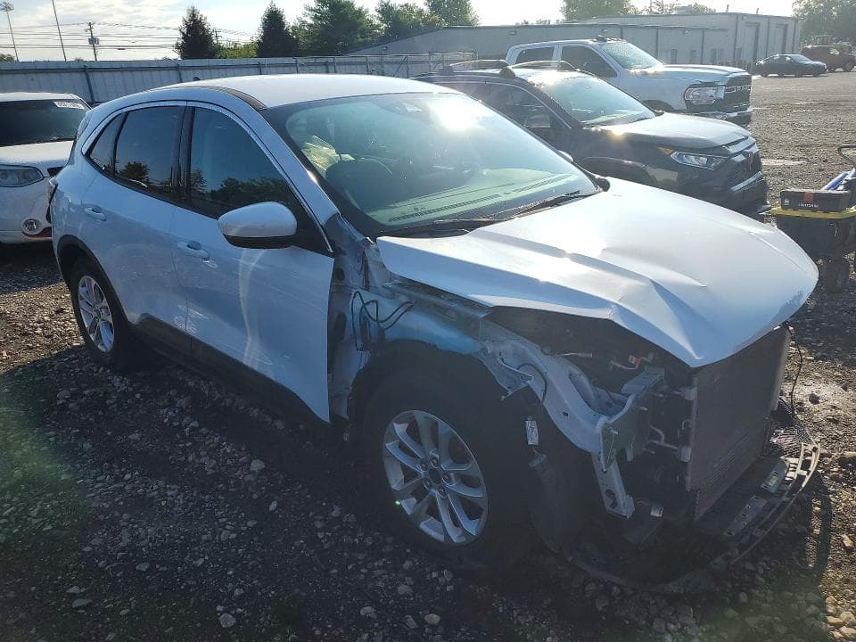 2020 FORD ESCAPE SE 4