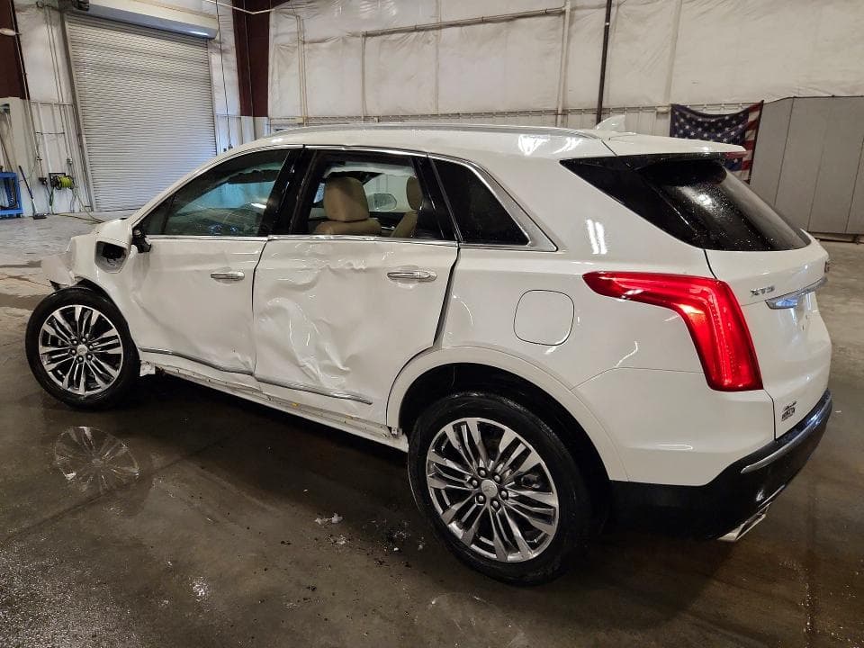2017 CADILLAC XT5 PREMIUM LUXURY 2