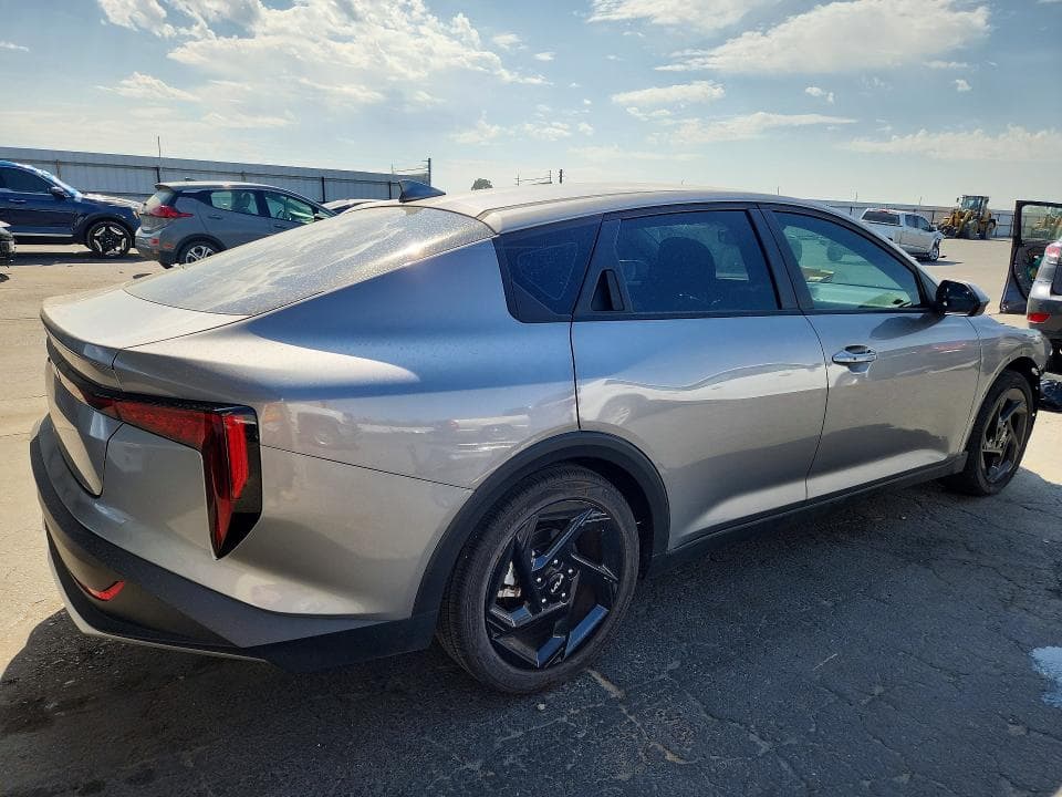 2025 KIA K4 EX 3