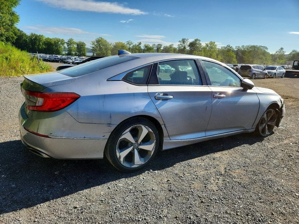 2019 HONDA ACCORD TOURING 3