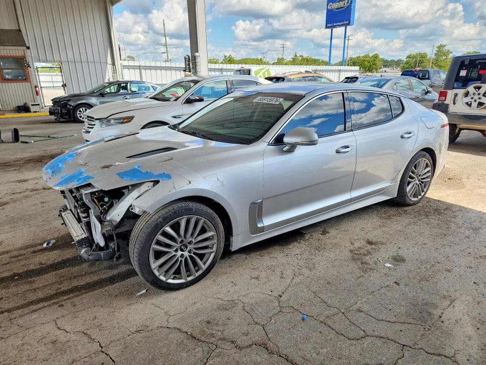 2018 KIA STINGER BASE - 1