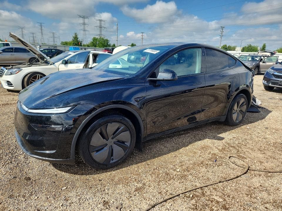 2026 TESLA MODEL Y - 1