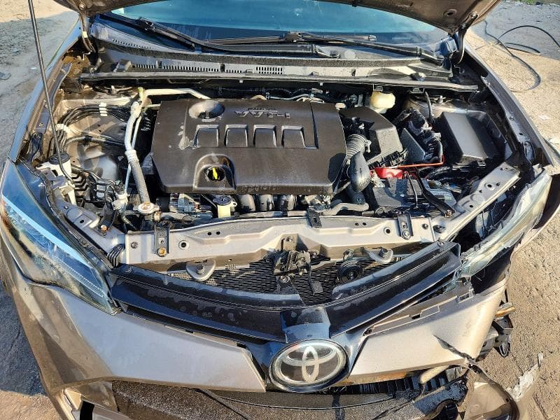 2018 TOYOTA COROLLA LE 11