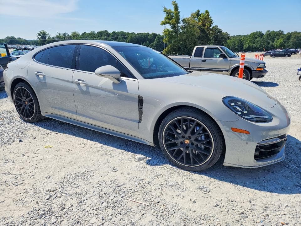 2022 PORSCHE PANAMERA BASE 4