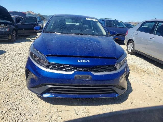 2023 KIA FORTE LXS 5