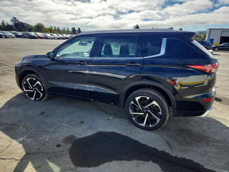 2022 MITSUBISHI OUTLANDER SEL 2