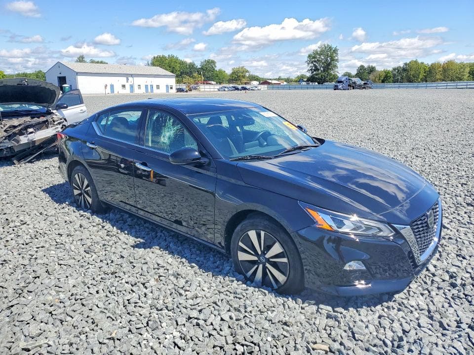2020 NISSAN ALTIMA SV 4