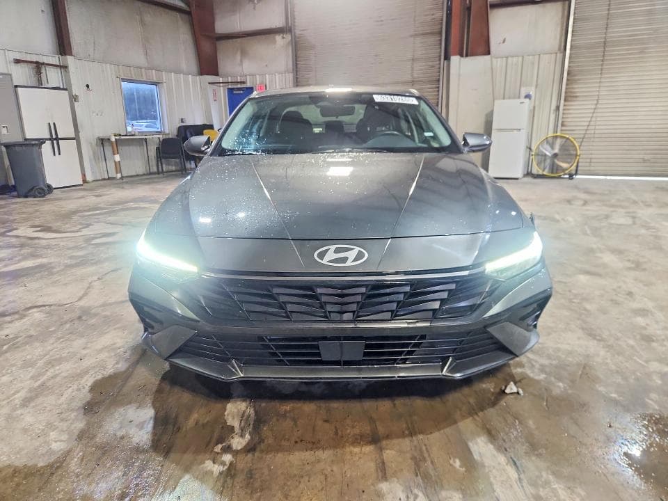 2025 HYUNDAI ELANTRA SEL 5