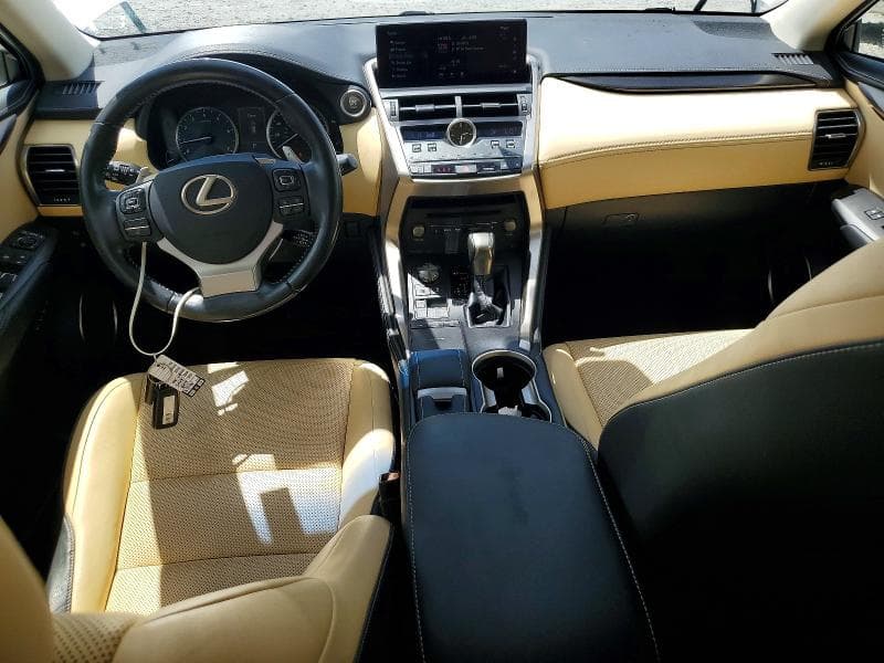 2018 LEXUS NX 300 BASE 8
