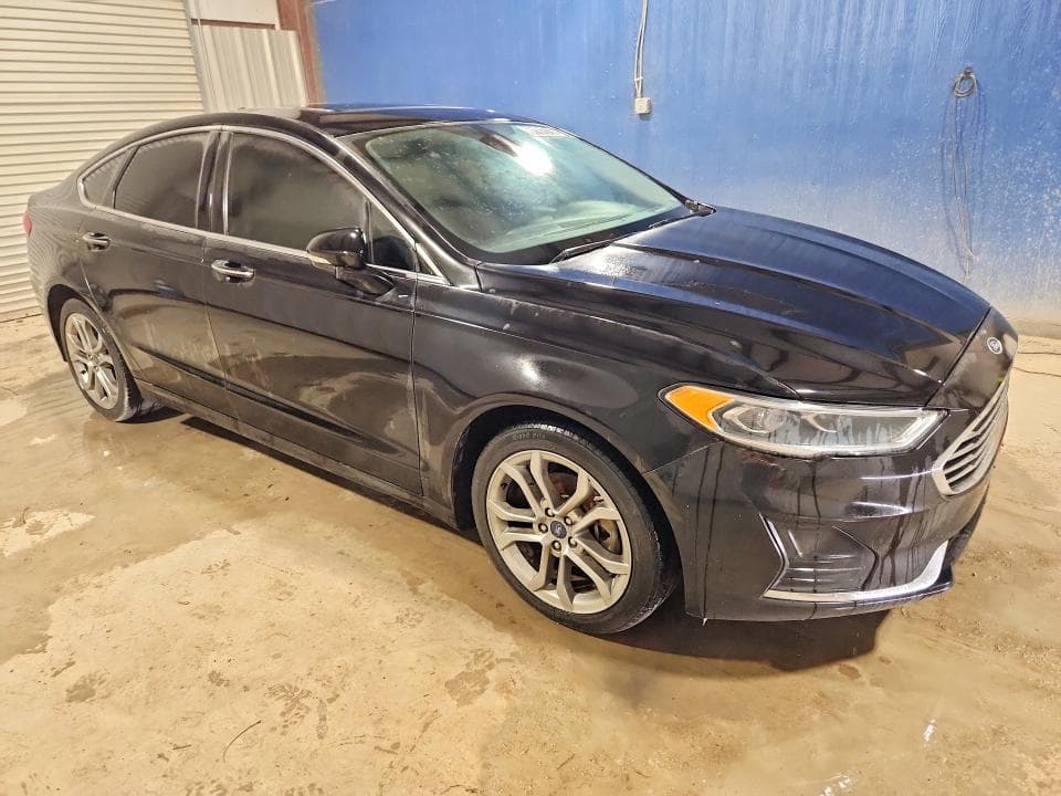 2019 FORD FUSION SEL 4