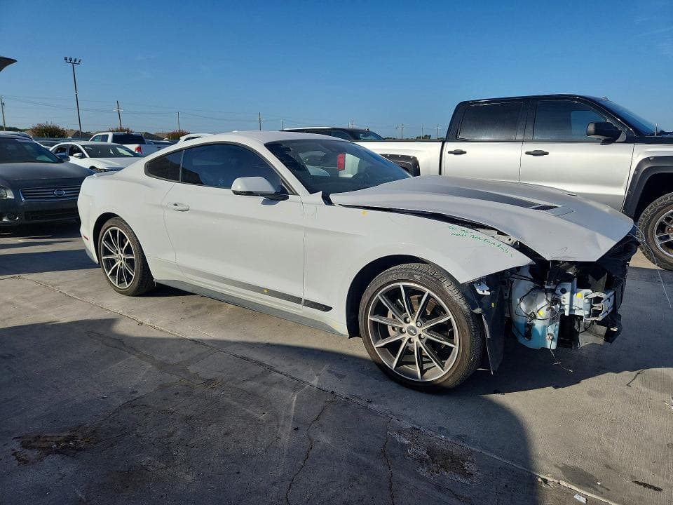 2022 FORD MUSTANG 4