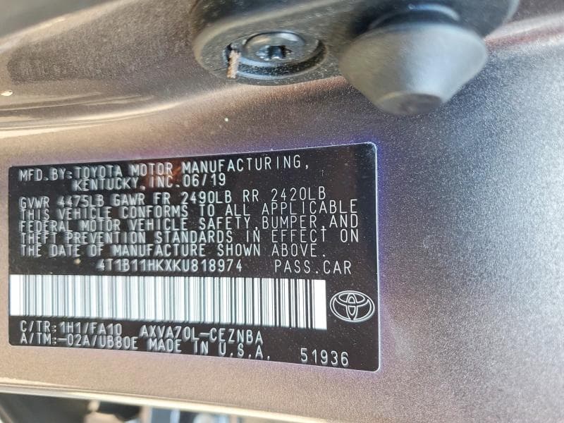 2019 TOYOTA CAMRY LE 13