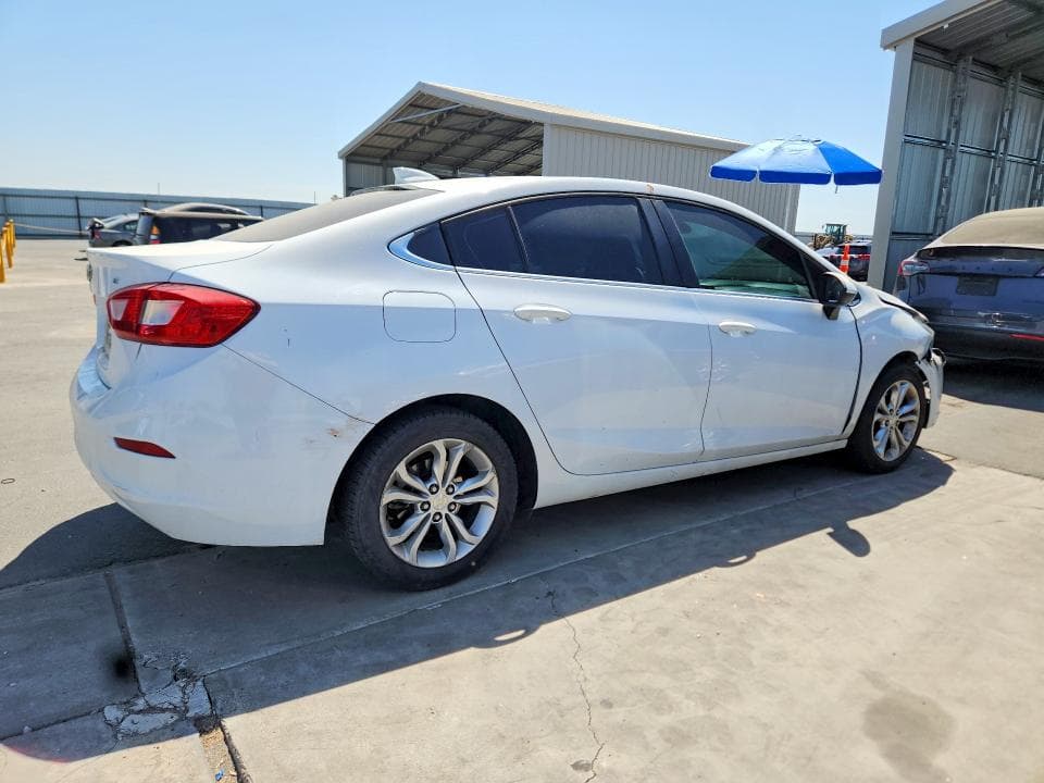 2019 CHEVROLET CRUZE LT 3