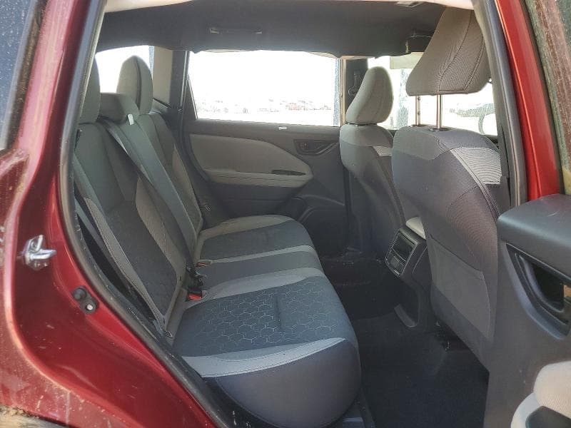 2025 SUBARU FORESTER 11