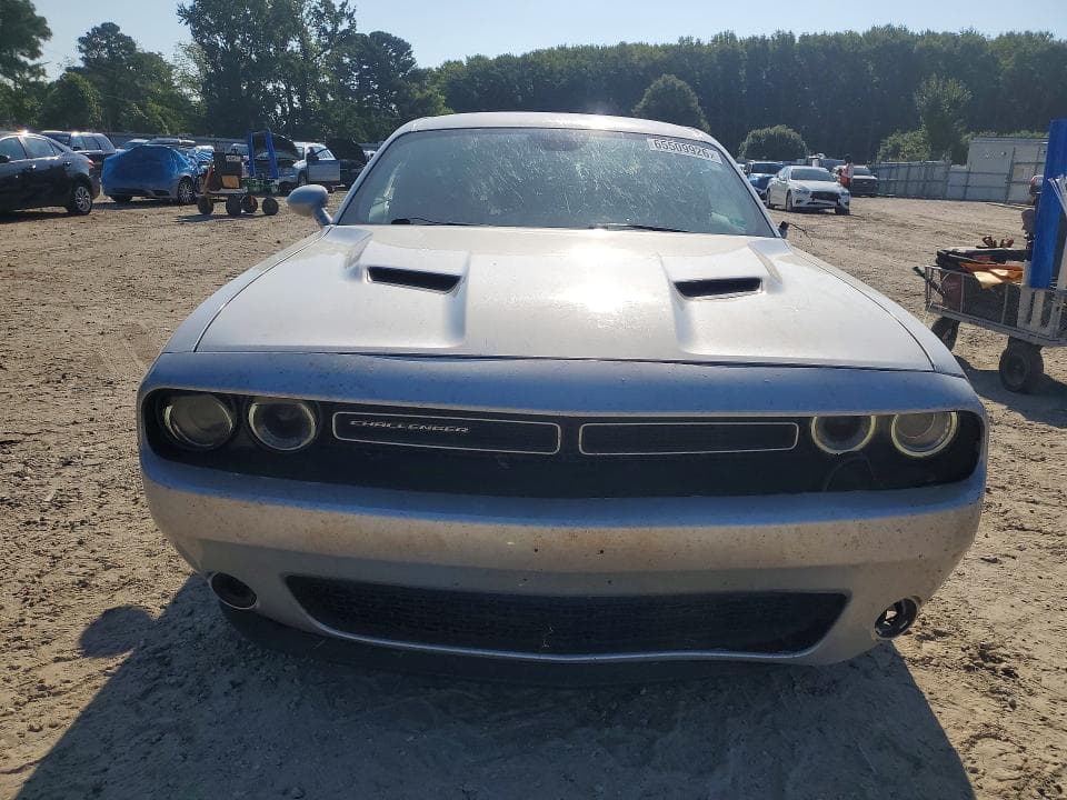 2023 DODGE CHALLENGER SXT 5