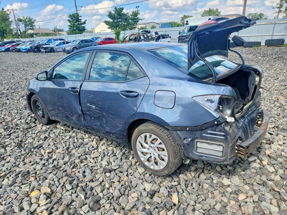 2017 TOYOTA COROLLA LE 2